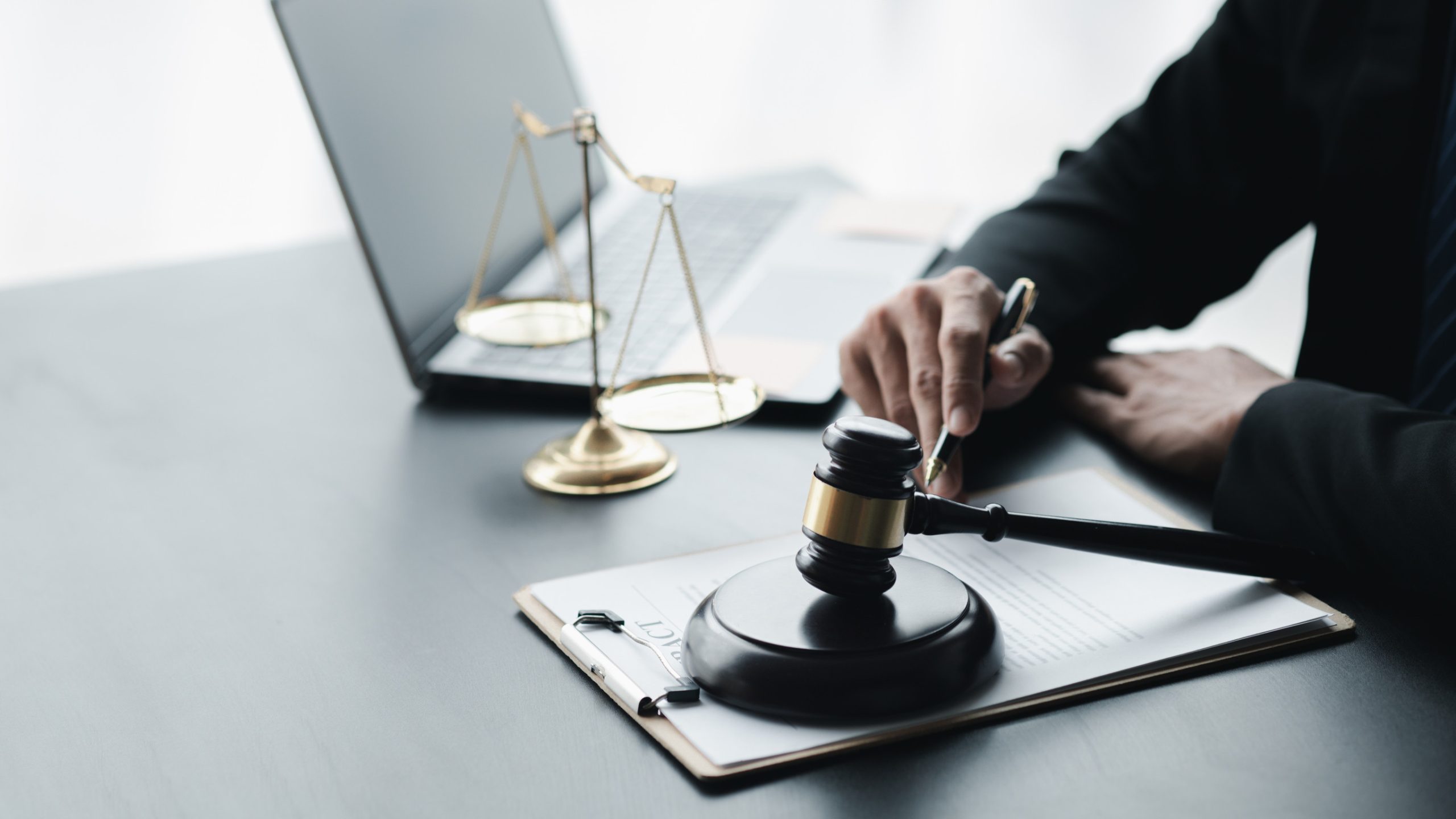 personal injury lawyer